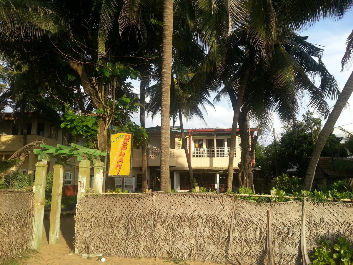 Dephani Beach Hotel Negombo Bagian luar foto