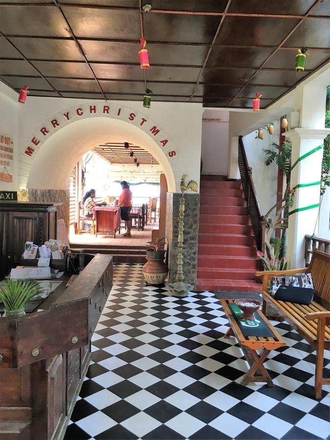 Dephani Beach Hotel Negombo Bagian luar foto