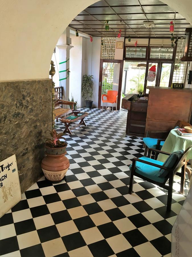 Dephani Beach Hotel Negombo Bagian luar foto